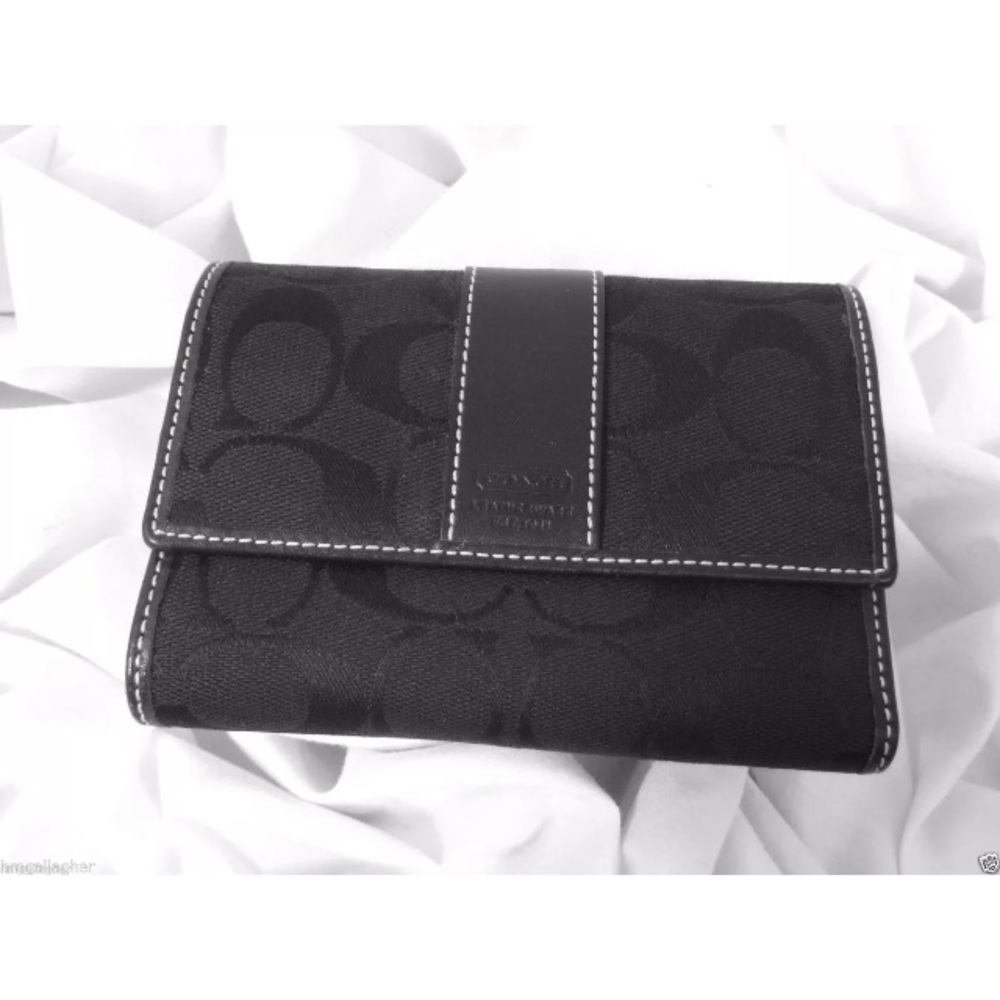 COACH Hamptons Signature Stripe Wallet Black NEW